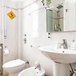 Domusmi Massarenti شقة