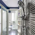 Trendy Corner - Fashion District Apartment
