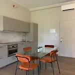 Tricolore_pindemonte 2_trilo Apartment