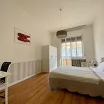 Spacious Near Centrale-loreto-duomo מילאנו