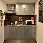 アパート Deluxe Stile Industrial Centro Milano, Potente Wi-fi, 3 Linee Metropolitane- Collegato Direttamente Con Aeroporto Di Malpensa E Rho Fiera In 10 Minuti