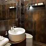 アパート Deluxe Stile Industrial Centro Milano, Potente Wi-fi, 3 Linee Metropolitane- Collegato Direttamente Con Aeroporto Di Malpensa E Rho Fiera In 10 Minuti *