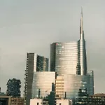 Deluxe Stile Industrial Centro Milano, Potente Wi-fi, 3 Linee Metropolitane- Collegato Direttamente Con Aeroporto Di Malpensa E Rho Fiera In 10 Minuti アパート ミラノ