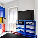 Casa Mondrian; Ac And Fast Wi-fi *