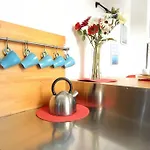 Apartment Argento, Bright Flat In The Center, 7 Guests, Parking & Wifi, Near To 3 Tram Lines And The Metro - Well Connected To Airports And To The Train Station Milan
