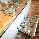 Argento, Bright Flat In The Center, 7 Guests, Parking & Wifi, Near To 3 Tram Lines And The Metro - Well Connected To Airports And To The Train Station Apartment Milan