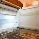 Argento, Bright Flat In The Center, 7 Guests, Parking & Wifi, Near To 3 Tram Lines And The Metro - Well Connected To Airports And To The Train Station Apartment