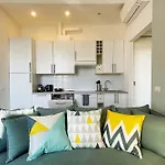 Brera District Bright & Elegant By Rentopolis アパート