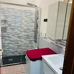 Gigli, Con Cucina In Comune E Terrazza