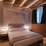 Emme Loft I White Moon - Contemporary Design Loft