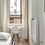 Chic Joivy Flats In The Centre Apartment *