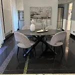 San Babila Loft Esclusivo With Parking * Milánó