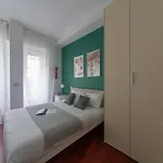 The Rent - One-bedroom With A Terrace In Corso Sempione דירה