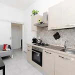 Apartment Crespi13 Loft, Metro A 3 Min Mailand