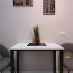 Boutique Design - Subway 300 Meters 15 Mins From Brera Apartmán