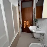 Spazio Breda - Free Parking, Private Garage, Metro M1, Balcony, 4 Guests