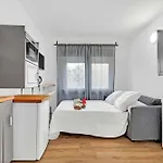 Alessia's Flat - Michetti * Milán