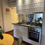 Nel Cuore Di Navigl Apartment *