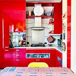Artistic 2-bedroom *