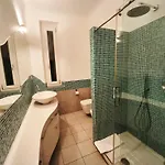 Spacious Near Metro Loreto Apartman *