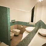 Spacious Near Metro Loreto * Milan