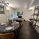 Luxury Close To Citylife, Metro & Dining Milano