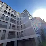 Luxury Close To Citylife, Metro & Dining Dom wakacyjny