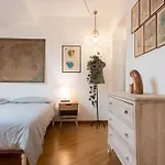 Apartamento Quite And Lovely Attic - Paolo Sarpi 8 - Location *