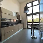 Penthouse Luce Near Metro-bus-tram * Milaan