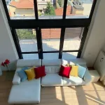 Penthouse Luce Near Metro-bus-tram Milaan