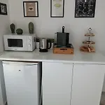 Chic Flat Apartment