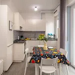 Brand New And Close To Downtown! Milano