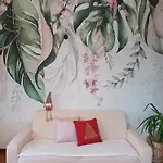 Апартаменты Alice's *