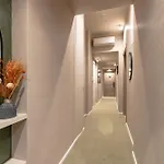 ホテル Aiello - Isola Design District