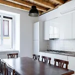 Fiorenti - New Flat In The Heart Of Navigli