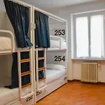 Hostel Bovisa Urban Garden *