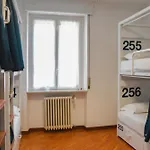 Hostel Bovisa Urban Garden Milaan