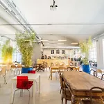 Bovisa Urban Garden Hostel Milaan