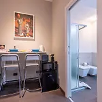 Apartamento Sant' Ambrogio Flat *
