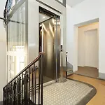 דירה - Modern Flat