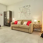 דירה - Modern Flat
