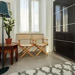דירה - Modern Flat *