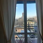 Floor Retreat Private Balconies Cityskyline Appartamento *
