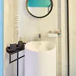 Chichouse Maderno شقة *