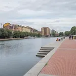 Navigli Retreat Near Duomo מילאנו