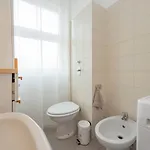 Navigli Retreat Near Duomo דירה
