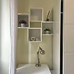 Moderno Bilocale Vicino Navigli E Bocconi * Milan