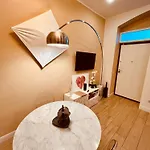 Scarlatti Design Station & Buenos Aires * 밀라노