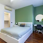 Parkview House A - Carozzi Apartment