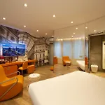 The Street Duomo | A Design Boutique 4*
